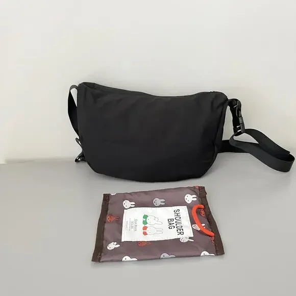 Weekend Day Pack Miffy Embriodery Foldable Crossbody Bag NEW - Picture 3 of 6